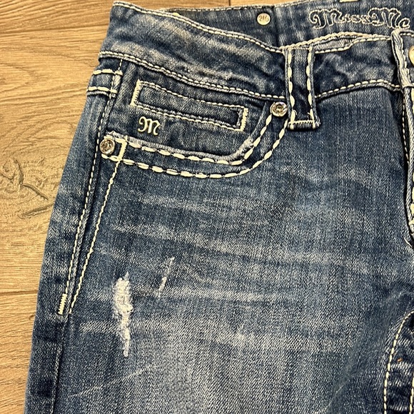 🥳HP🥳 Miss Me Distressed Embellished Skinny Jeans - Picture 5 of 8